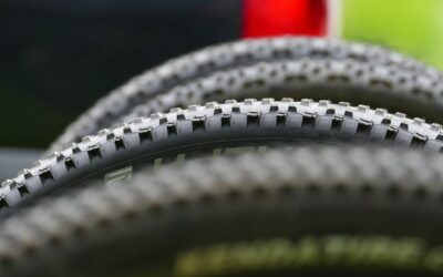 Comment changer un pneu de vélo sans outils spéciaux ?